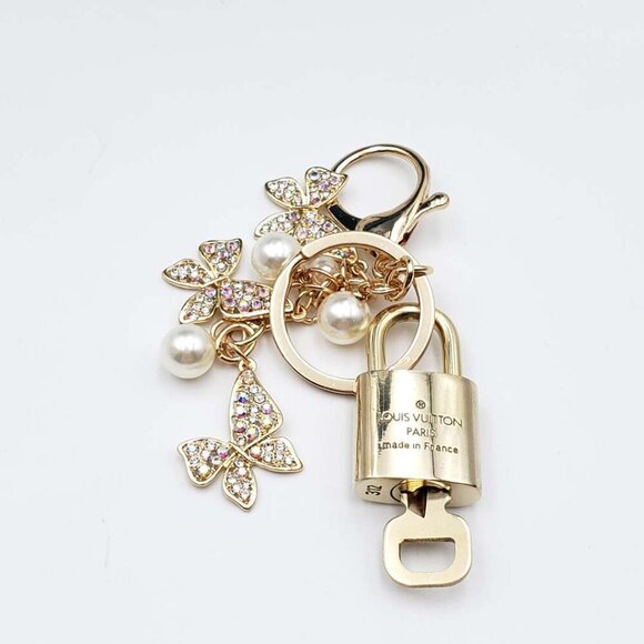 100% Auth Louis Vuitton Lock & Key with unbranded Bagcharm, Keycharm, Keychain - Picture 3 of 5